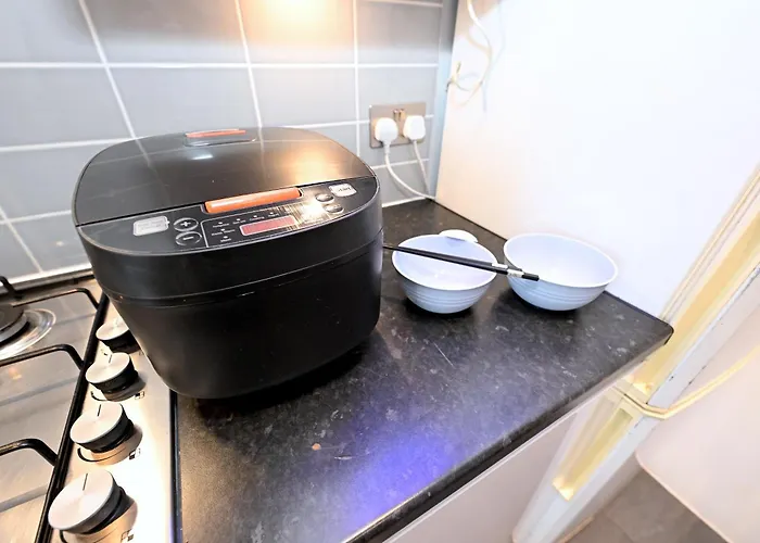 Superb 4 Bedroom Flat In The Heart Of Camden Town